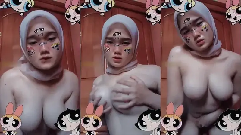 ABG Jilbab Diremas Keras Nangis Keenakan